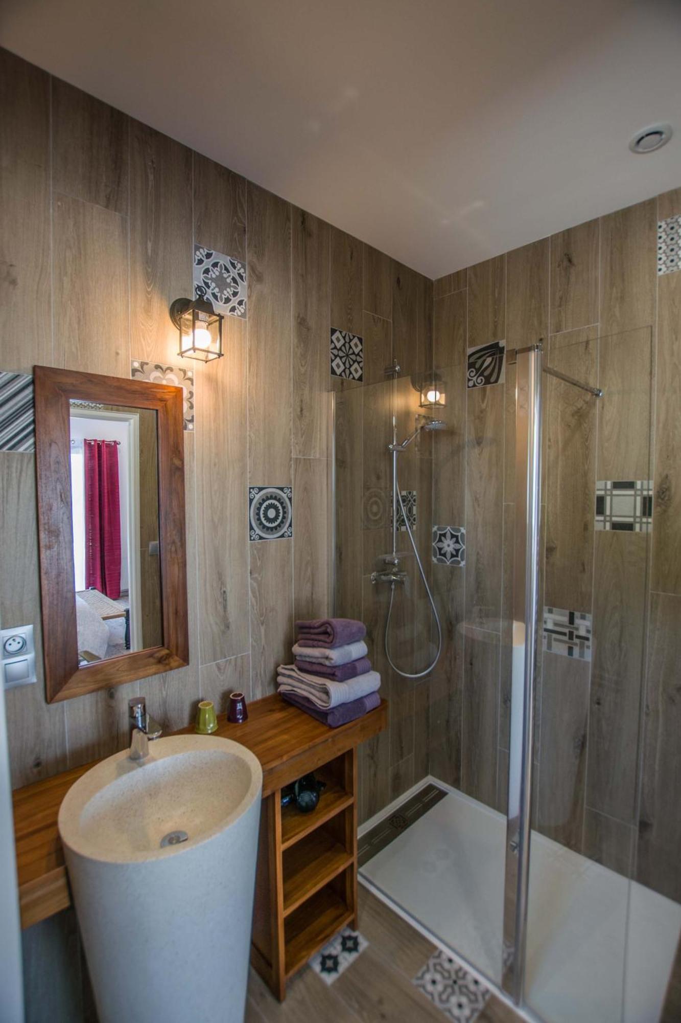 Les Cuves - Saintes Bed & Breakfast Chaniers Екстериор снимка