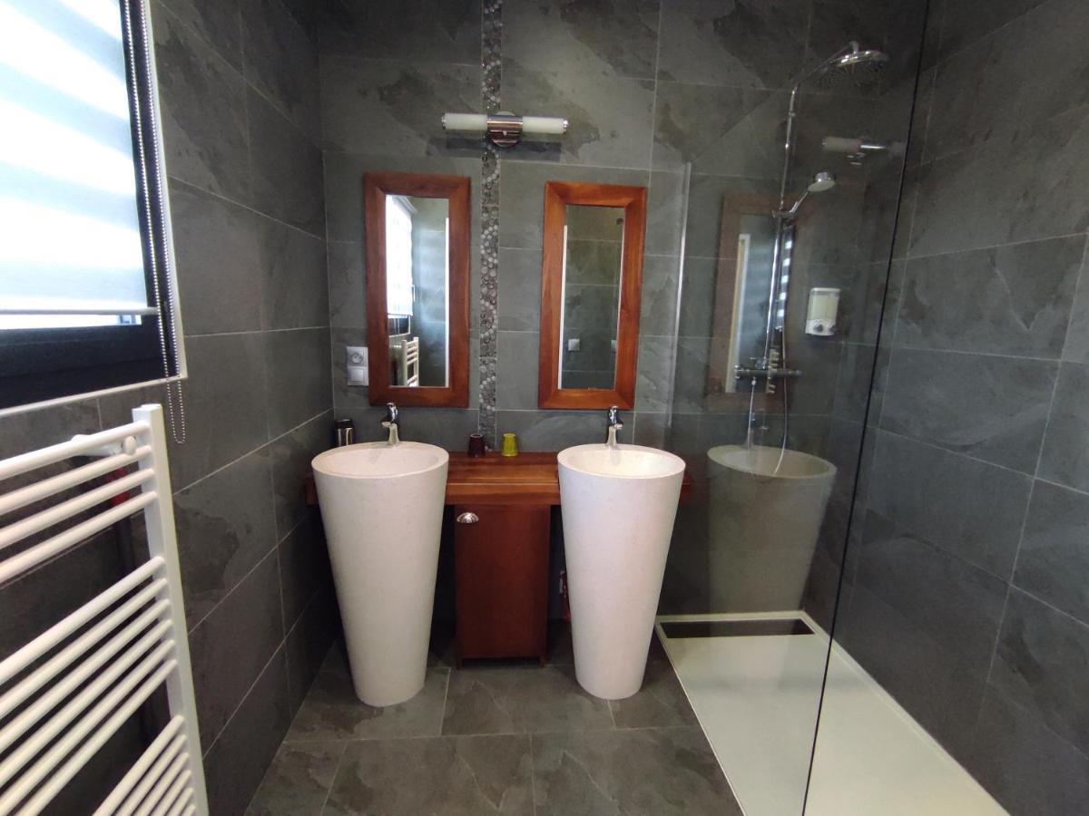 Les Cuves - Saintes Bed & Breakfast Chaniers Екстериор снимка