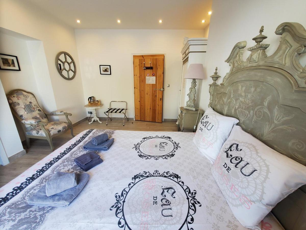 Les Cuves - Saintes Bed & Breakfast Chaniers Екстериор снимка